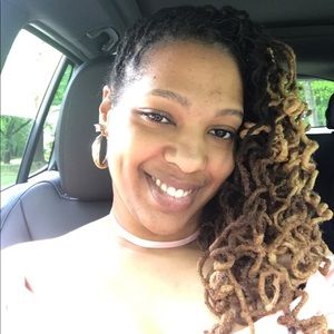 Meet your Posher, Shelia